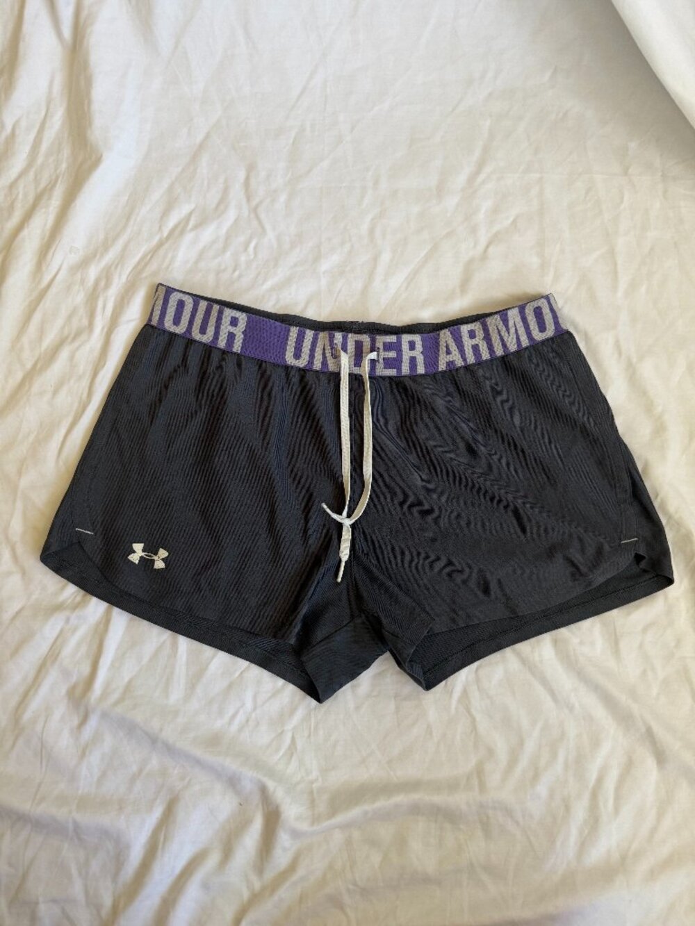 Under Armour Gray Running Shorts Women Purple Logo Waistband Athletic Gym Short